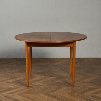 英国 ヴィンテージ ラウンド ダイニングテーブル