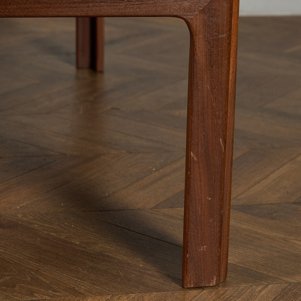 タイルトップ コーヒーテーブル