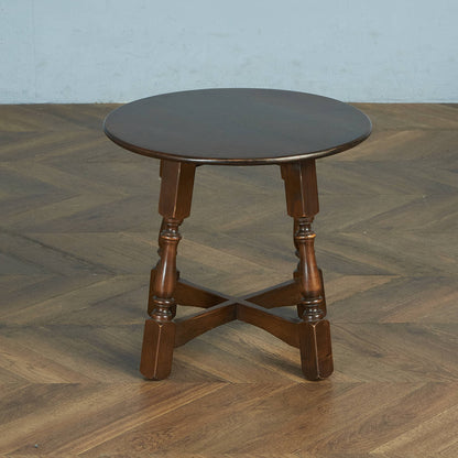 British classic oak side table #83834