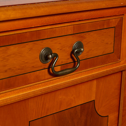 英国 クラシック ブックシェルフ