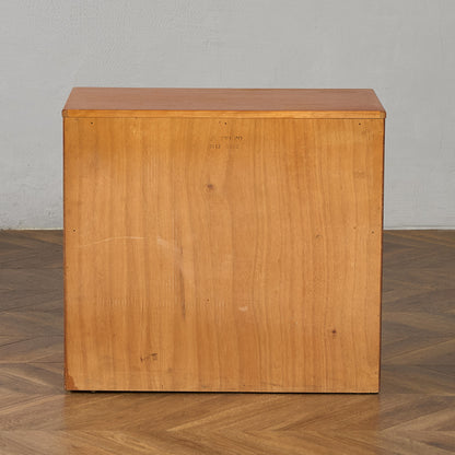 ヴィンテージ 4段 チェスト