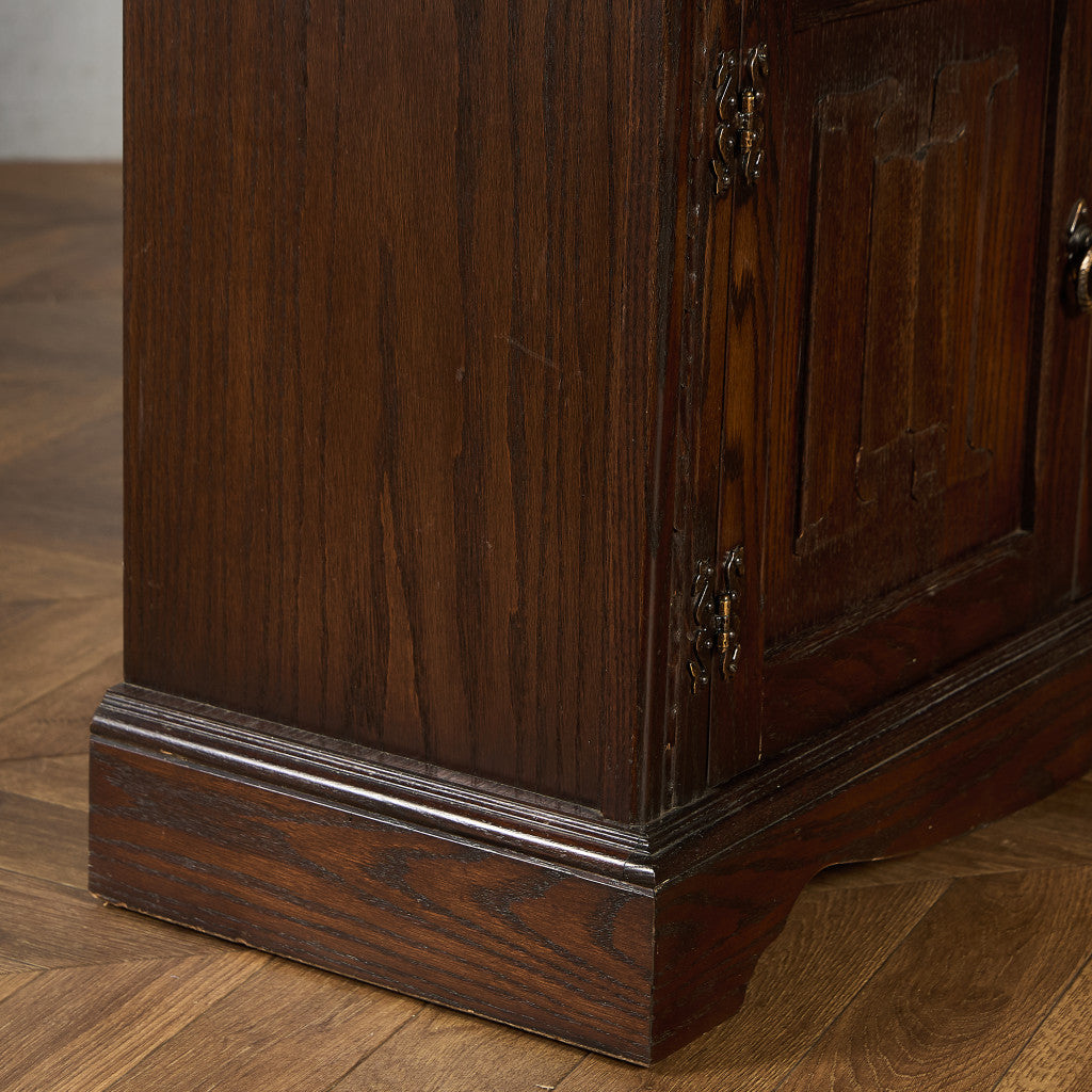 ガラス キャビネット