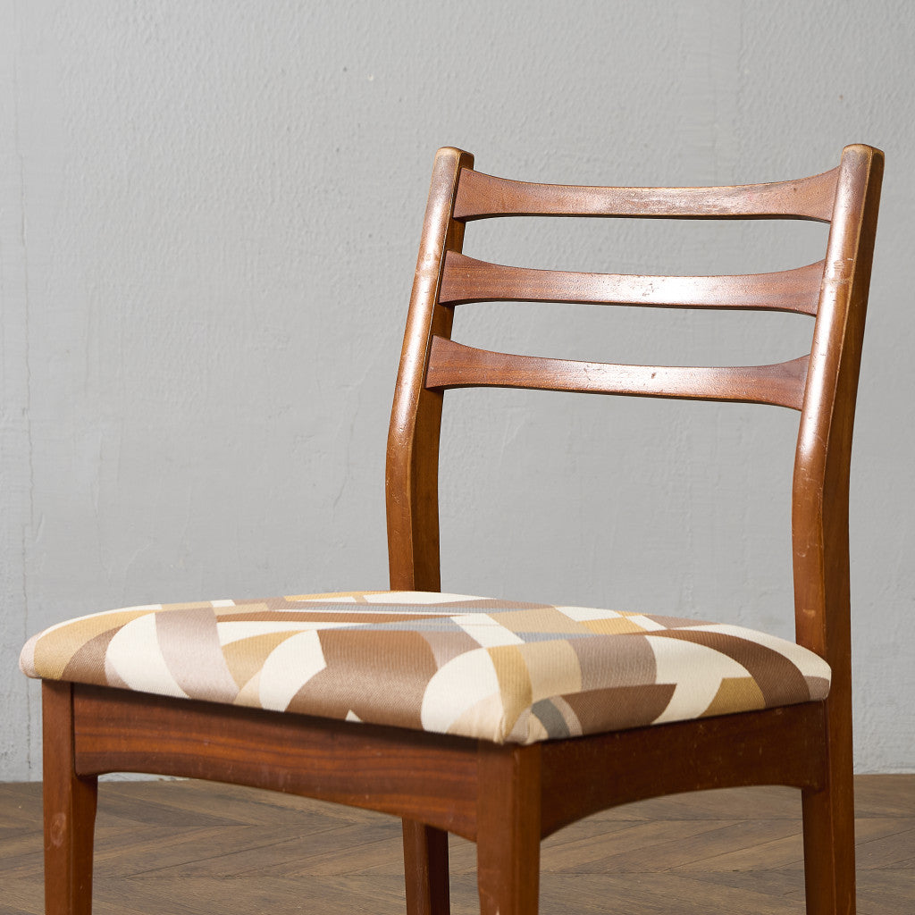 ヴィンテージ ダイニングチェア / 座面張替え済み (LUUM)