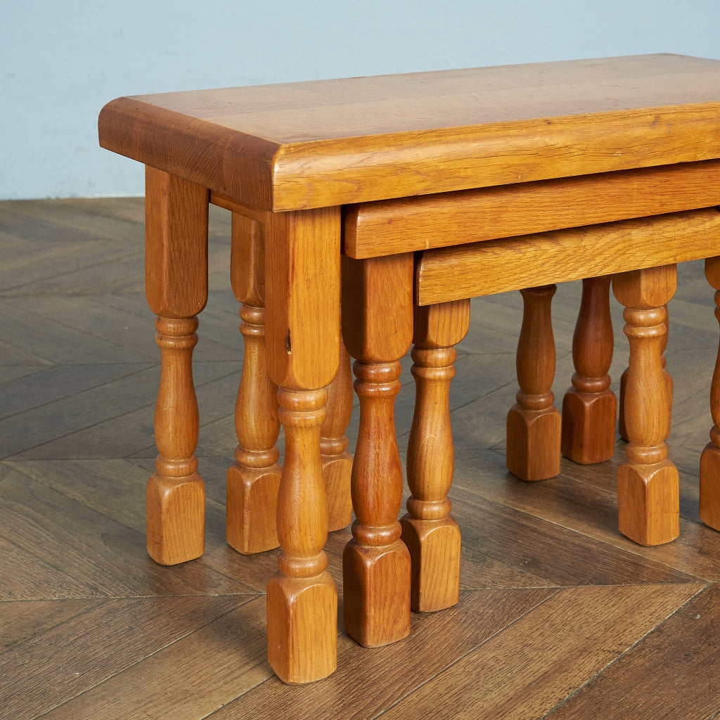 Dutch solid oak nesting table #85389