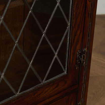 ガラス キャビネット