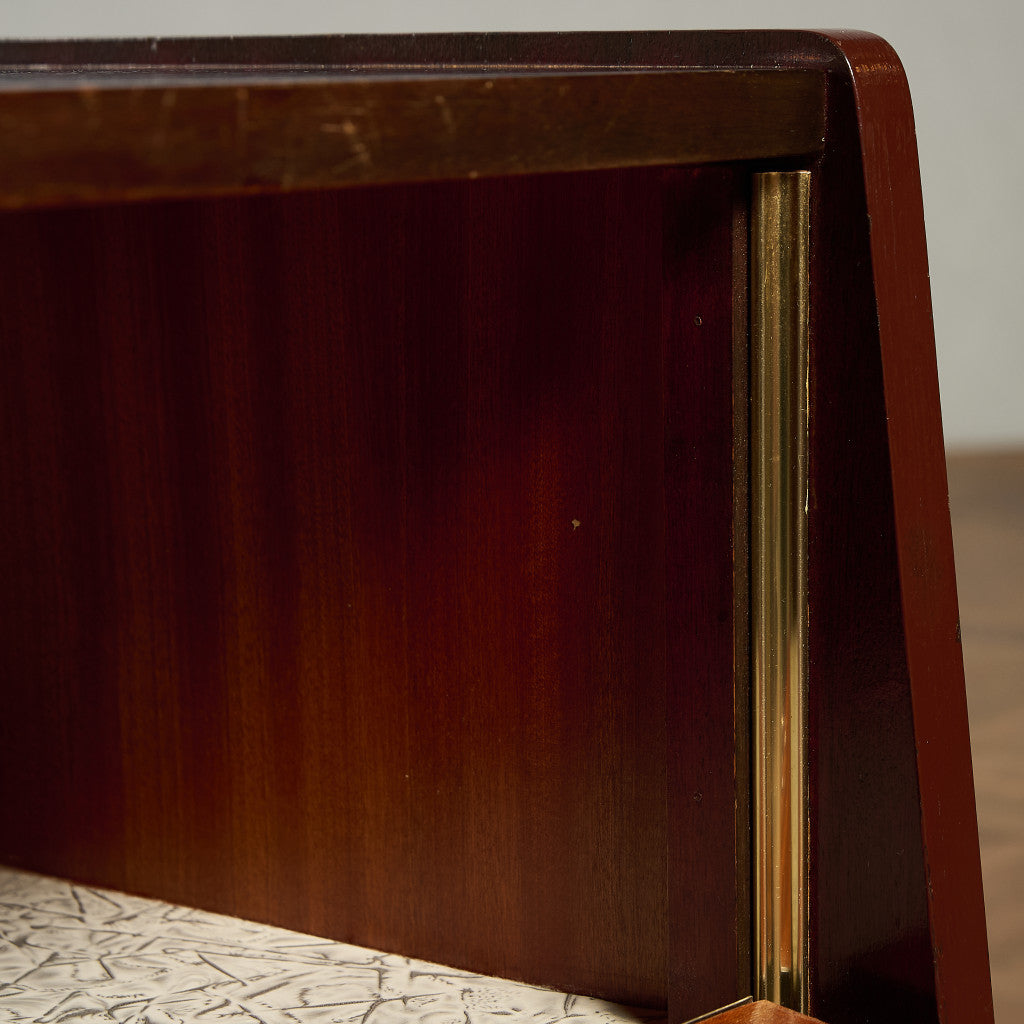 英国 ヴィンテージ ベッドサイド キャビネット