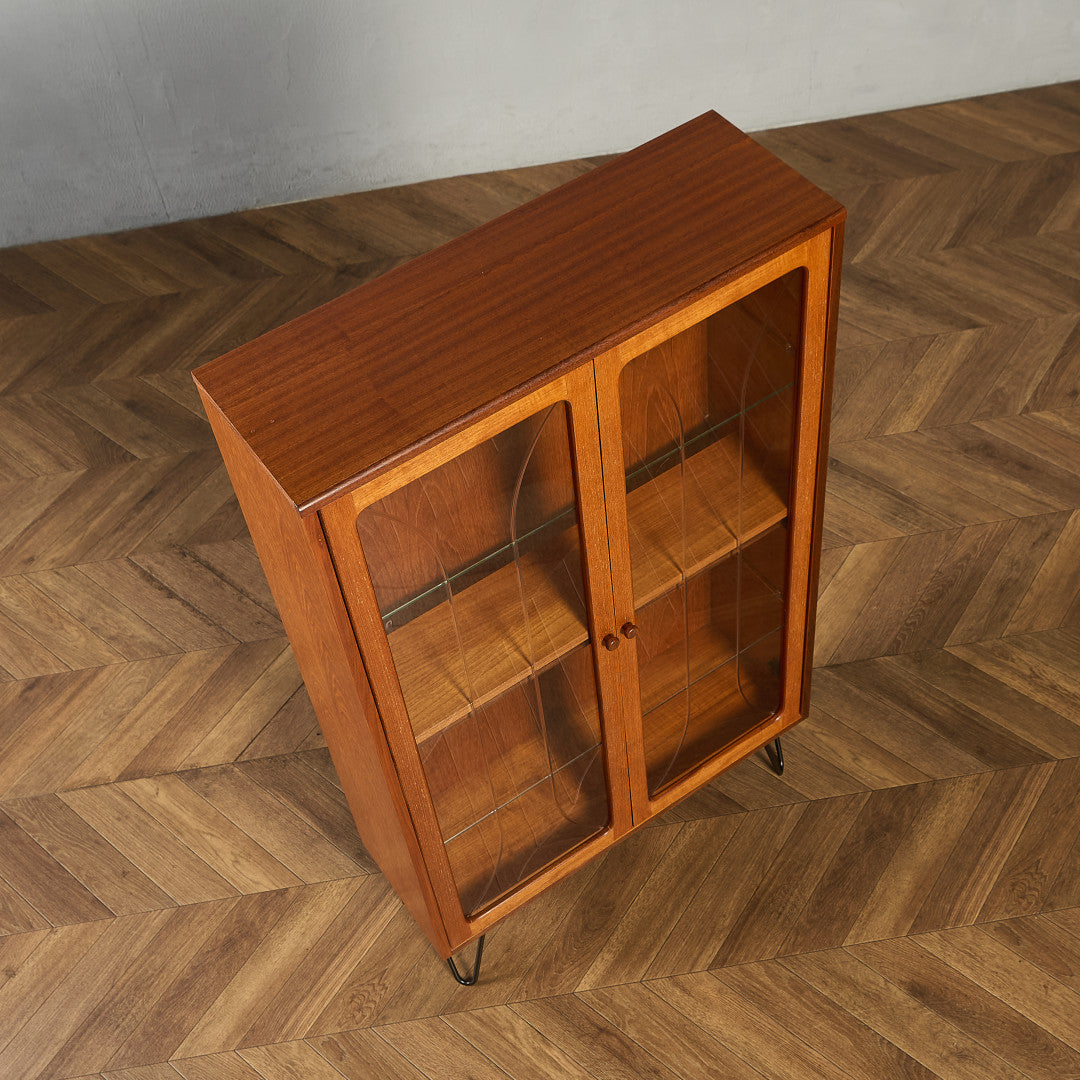 Fresco ガラス ブックケース カスタム アイアン ヘアピンレッグ