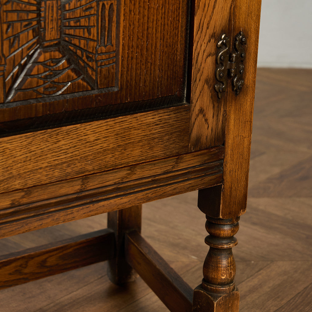 英国 クラシック キャビネット