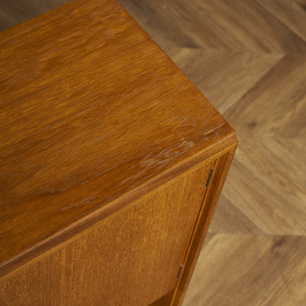 Form FIVE ヴィンテージ ブックケース (カスタム アイアン ヘアピンレッグ)