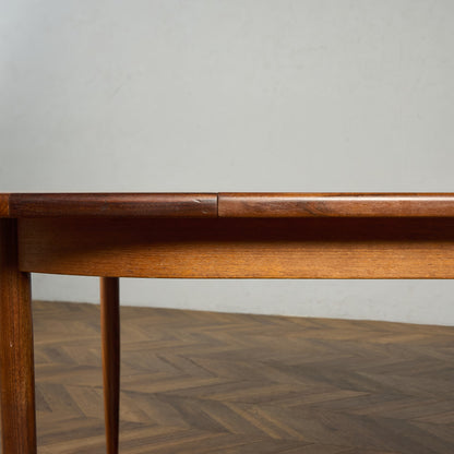 ヴィンテージ エクステンション オーバルダイニングテーブル