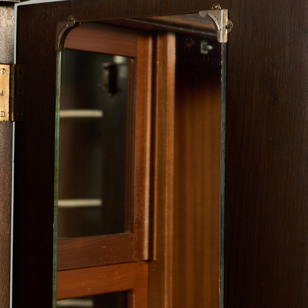 英国 クラシック ワードロープ