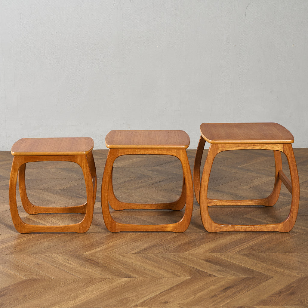 Burlington ネストテーブル