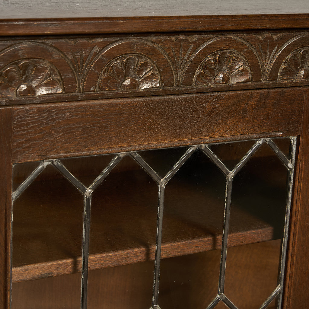 ガラス キャビネット