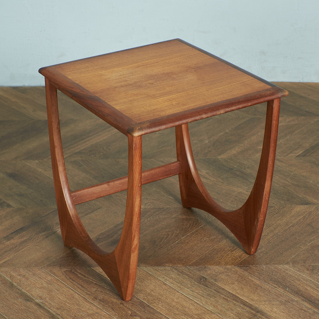 Astro セラミックタイルトップ ネストテーブル (3552D)