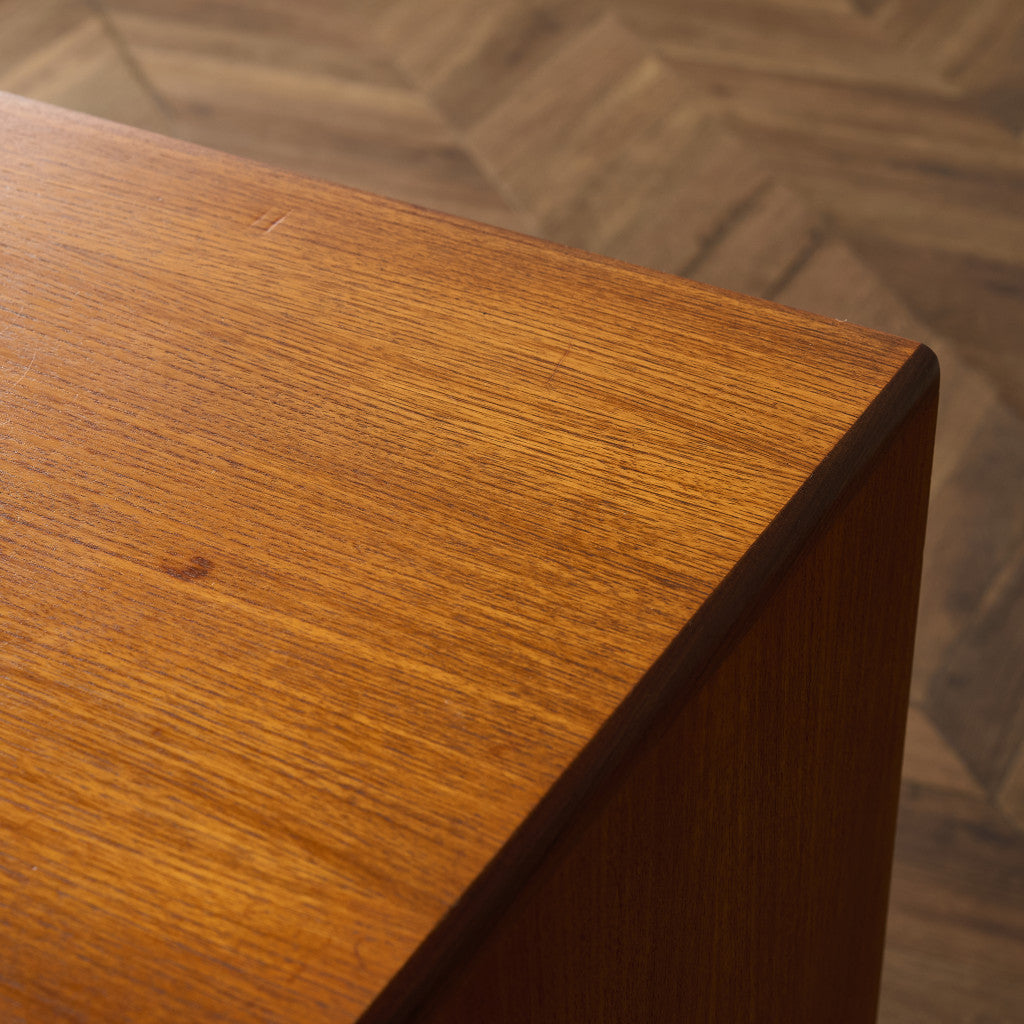 Fresco ヴィンテージ 脚付き サイドボード (4072)