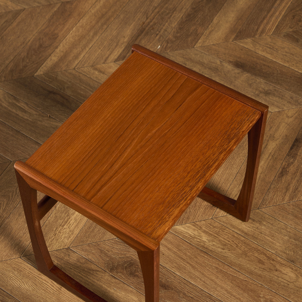 Quadrille ヴィンテージ ネストテーブル