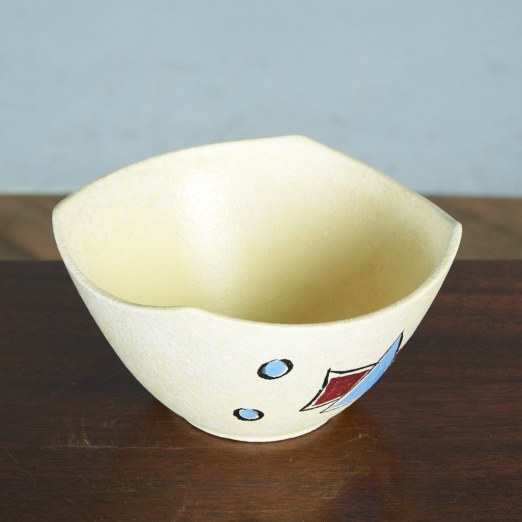 German Art Pottery ボウル