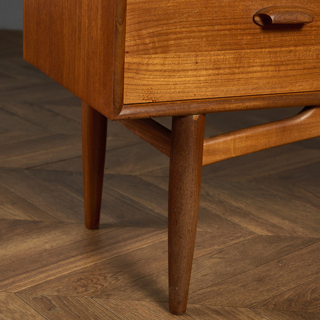 Brasilia ハイサイドボード (4056)