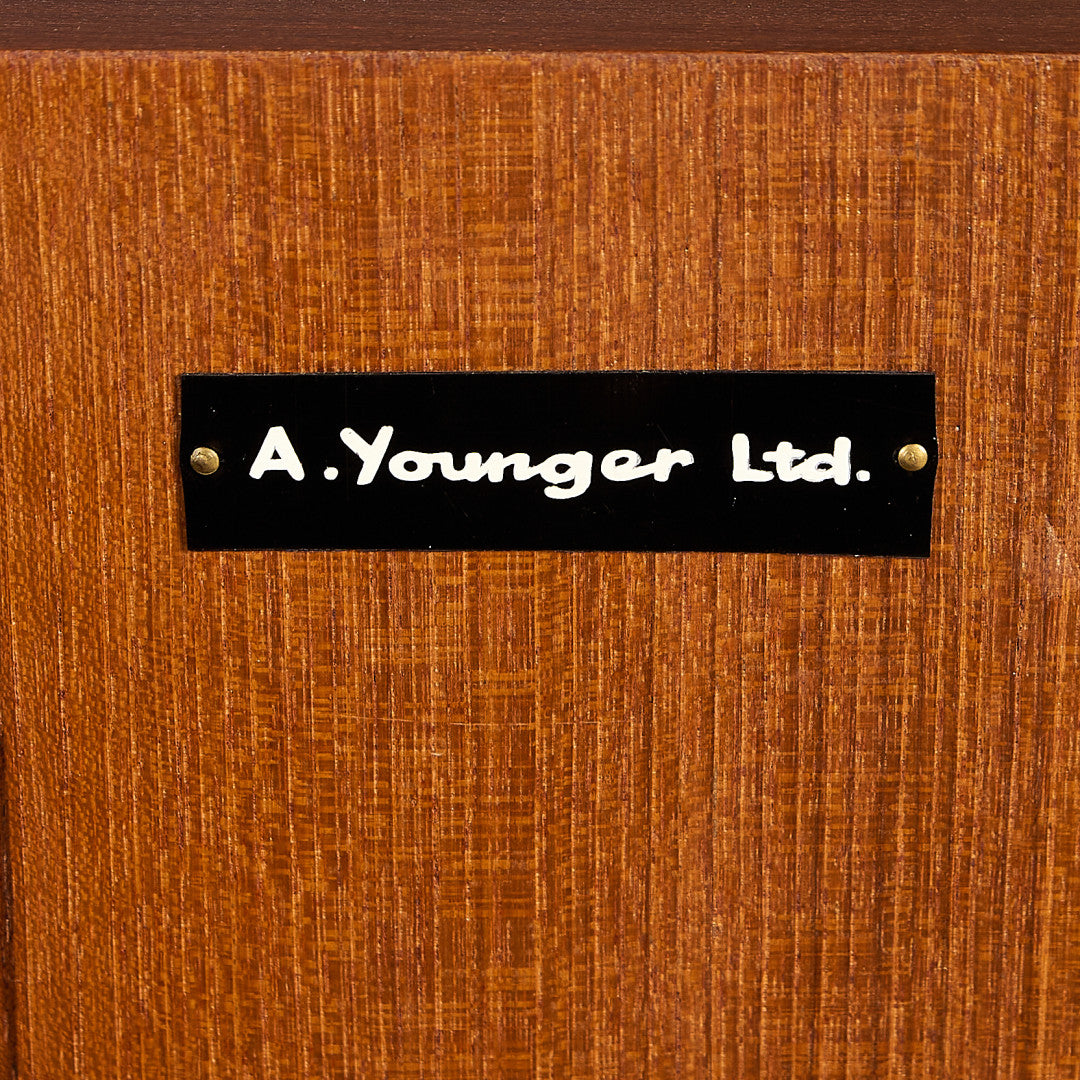 Volany ヴィンテージ サイドボード