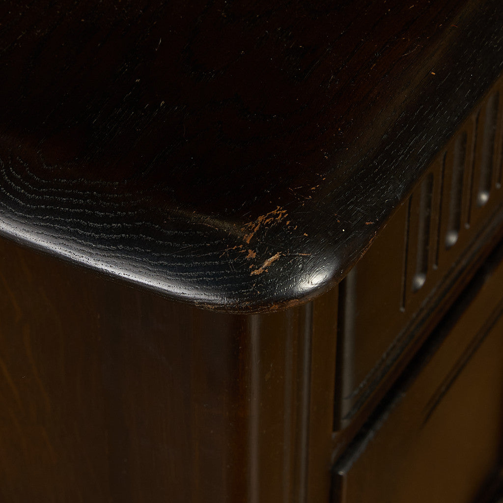 英国 クラシック コートカップボード