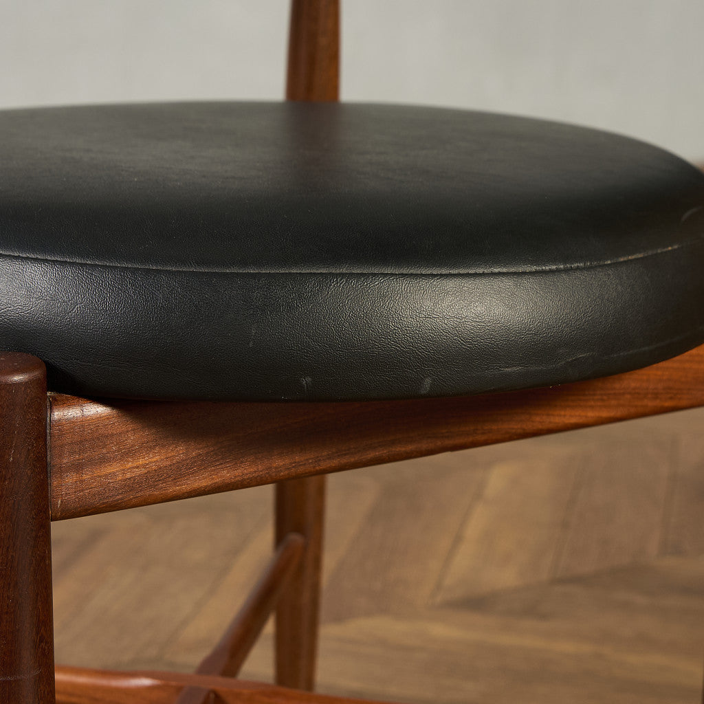 サーキュラーチェア