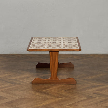 タイルトップ コーヒーテーブル