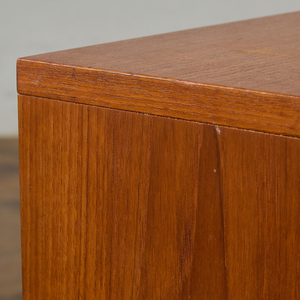 Albany ヴィンテージ 2段サイドチェスト (2673D)