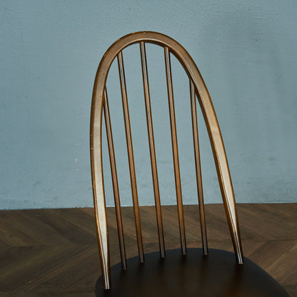 ヴィンテージ クエーカーチェア / ラウンドゴールドラベル