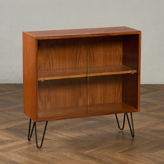 ヴィンテージ ガラスブックケース  カスタム アイアンヘアピンレッグ