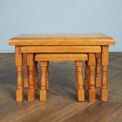 Dutch solid oak nesting table #85389