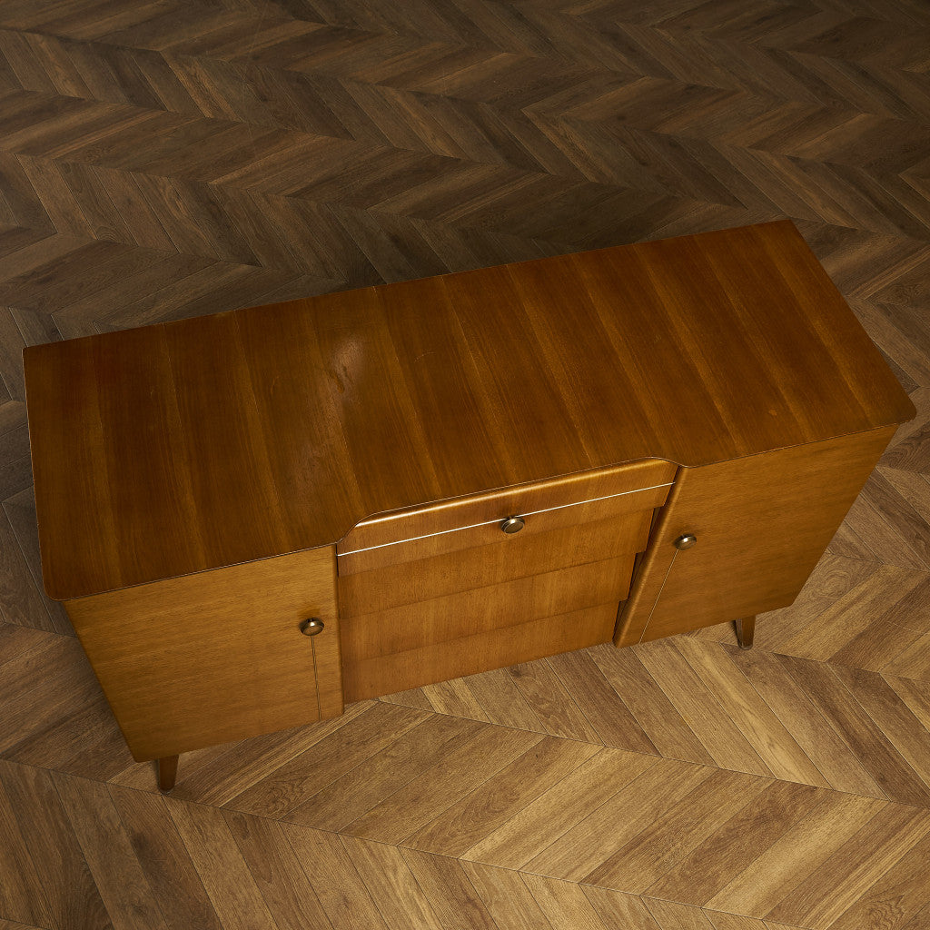 英国ヴィンテージ サイドボード