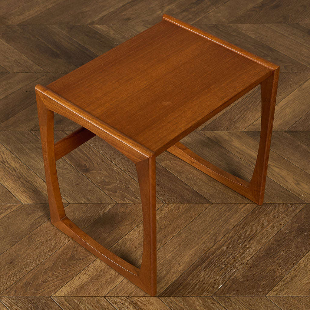 Quadrille ヴィンテージ ネストテーブル