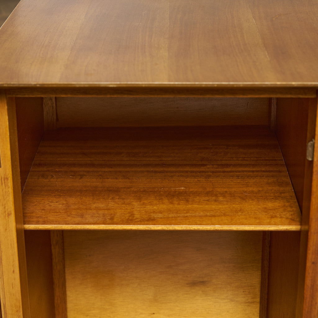 英国ヴィンテージ サイドボード