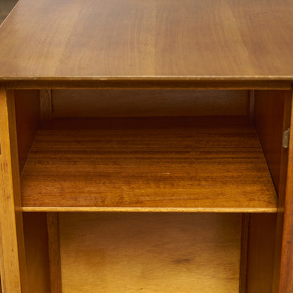 英国ヴィンテージ サイドボード