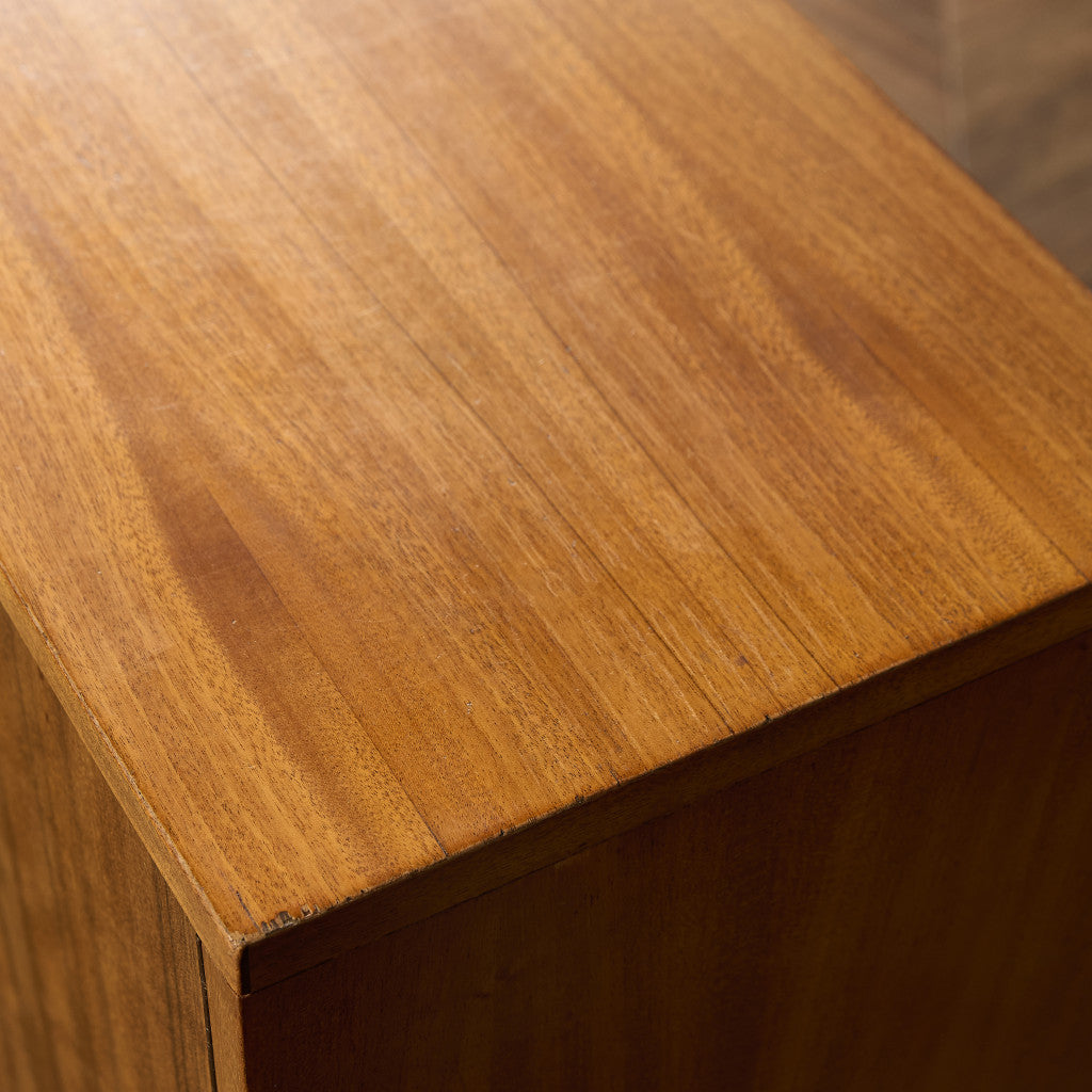 Cumbrae ヴィンテージ ナロー ガラス ブックケース 食器棚