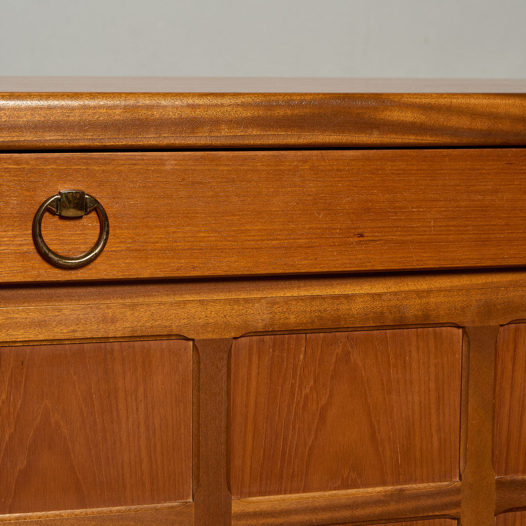 十字扉 ヴィンテージ サイドボード