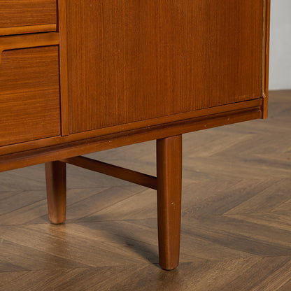 イギリス ヴィンテージ サイドボード カップボード