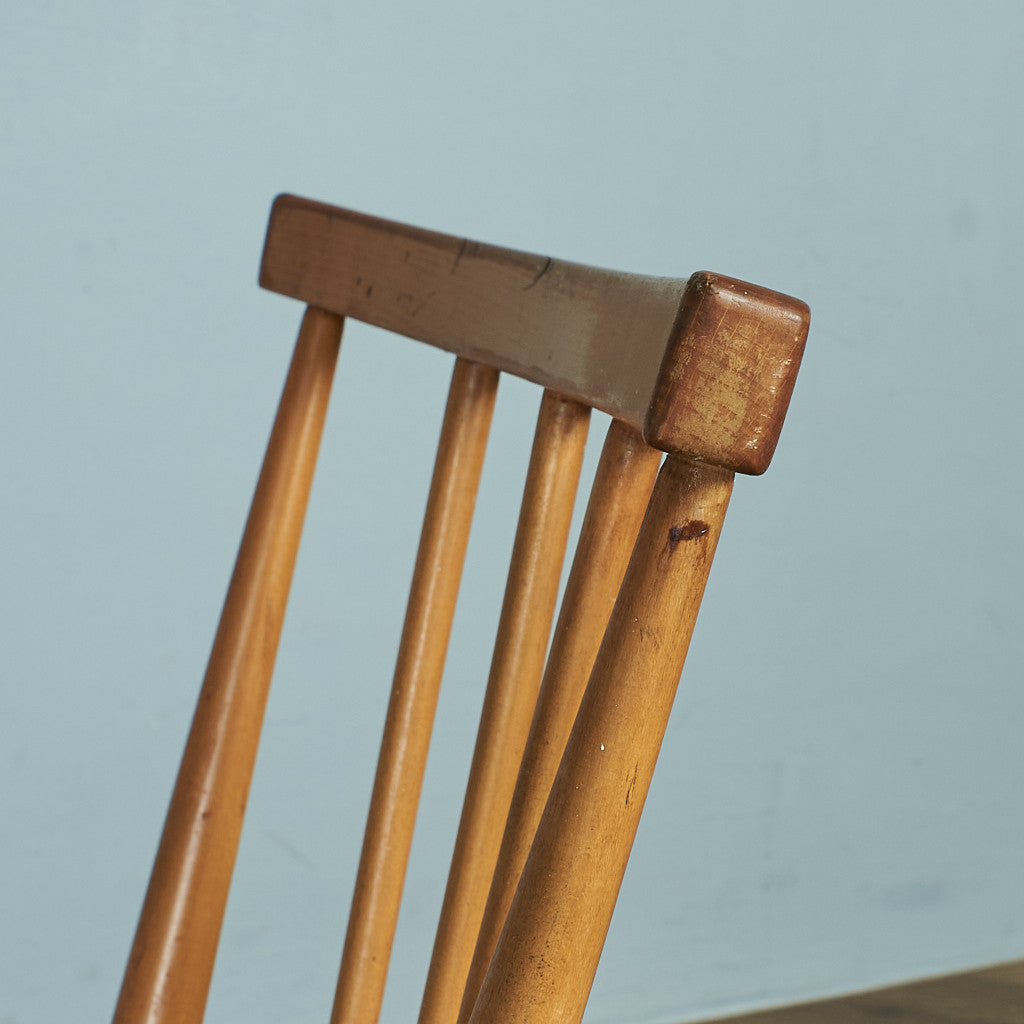 スティックバックチェア