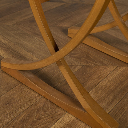 ネストテーブル