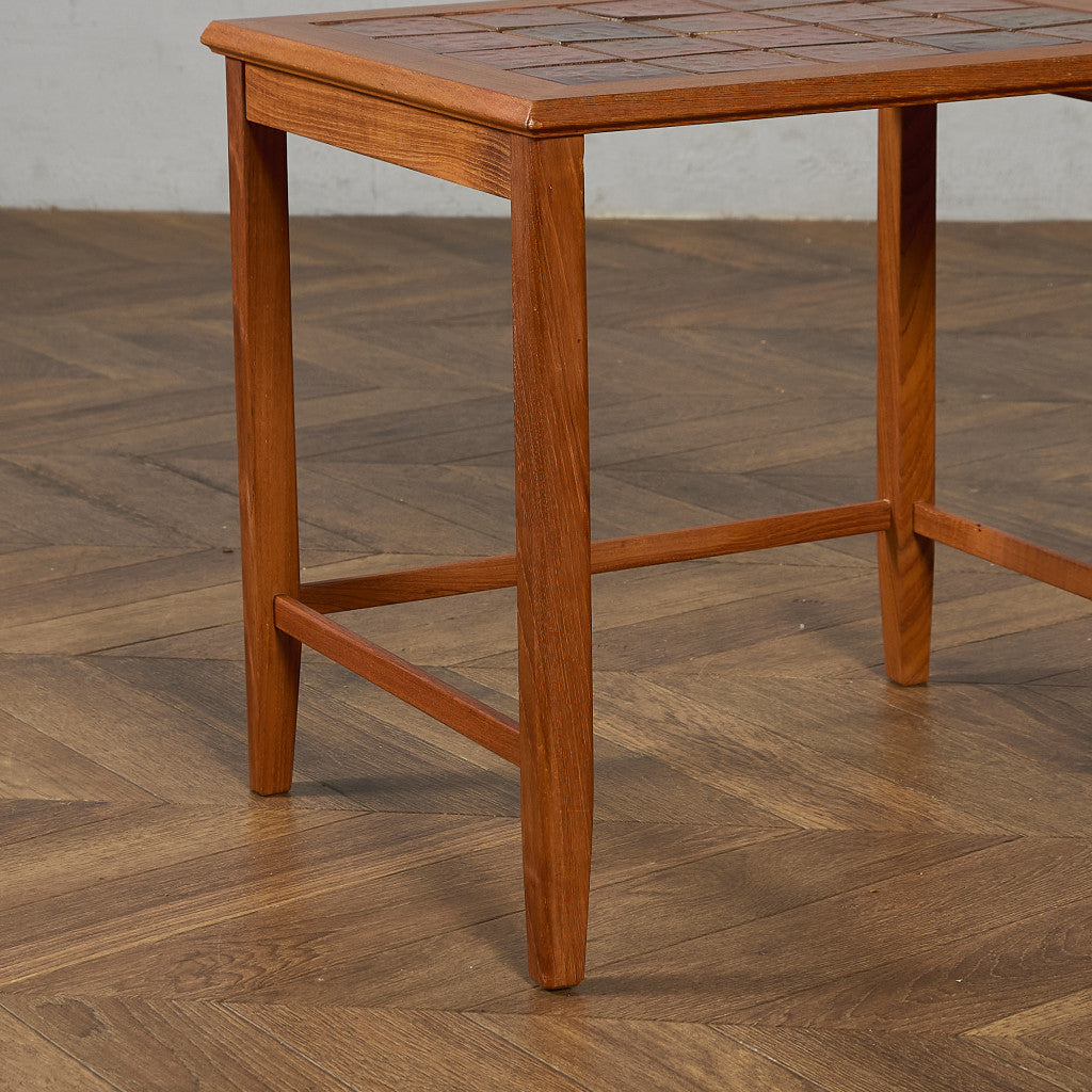 デンマーク タイルトップ ネストテーブル