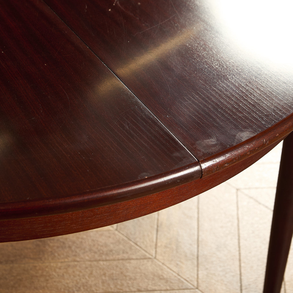 ヴィンテージ エクステンション ラウンドダイニングテーブル