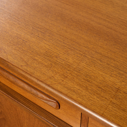 Fresco ヴィンテージ 脚付き サイドボード (4072)