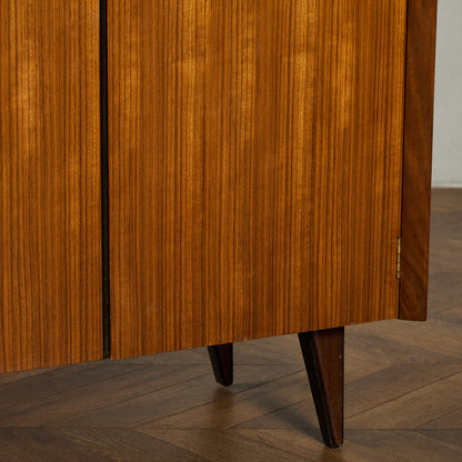 ヴィンテージ ワードローブ