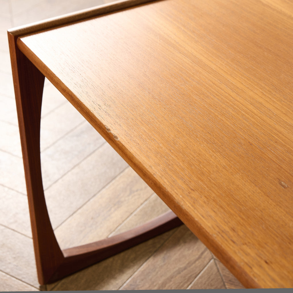 Quadrille ヴィンテージ ネストテーブル