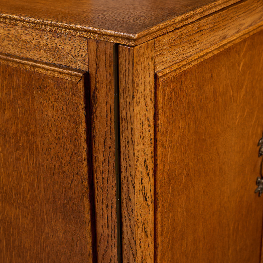 英国 クラシック ベッドサイド キャビネット