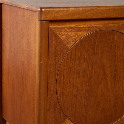 ヴィンテージ サークルサイドボード