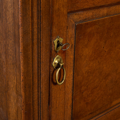 英国 クラシック ワードロープ