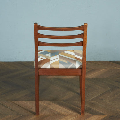 ヴィンテージ ダイニングチェア / 座面張替え済み (LUUM)