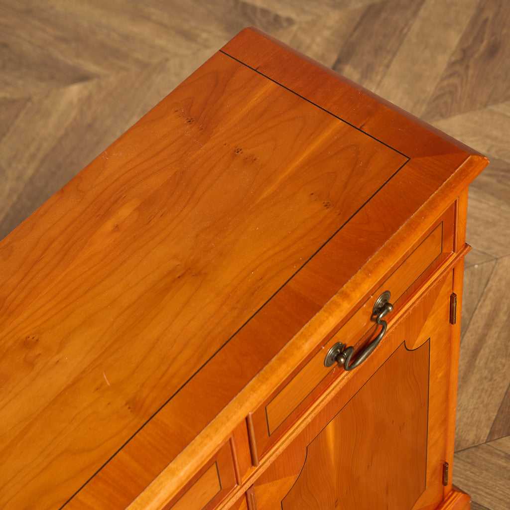 英国 クラシック ブックシェルフ