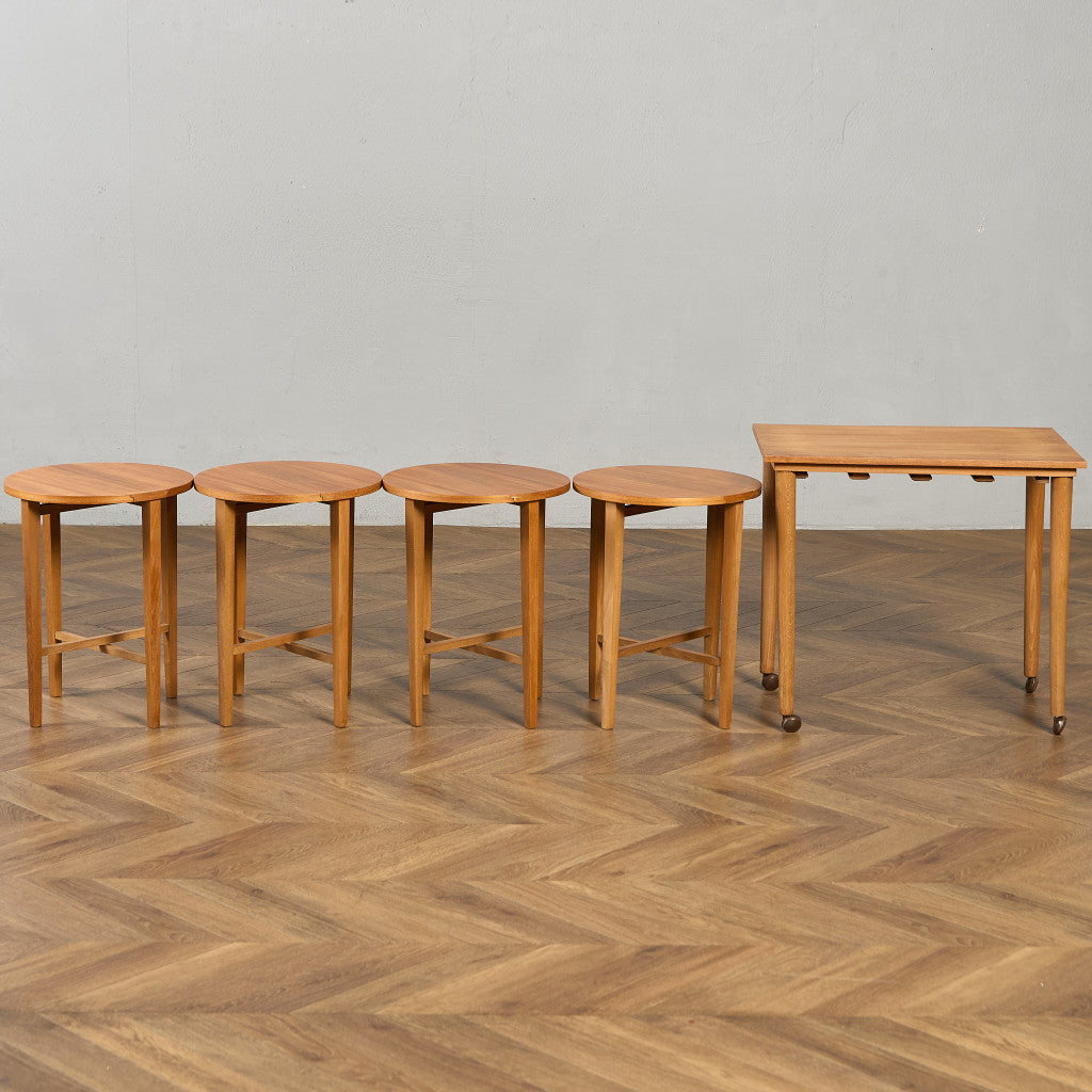 Novy Domov ヴィンテージ ネストテーブル